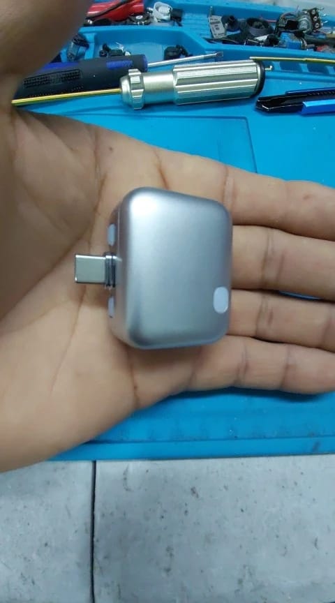 Customer photo review of Safelectronic™ — Cargador con desconexión automática