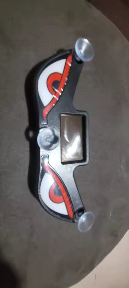 Customer photo review of Autron™ Güneş Enerjili Şeytan Gözü LED Araba Cam Lambası