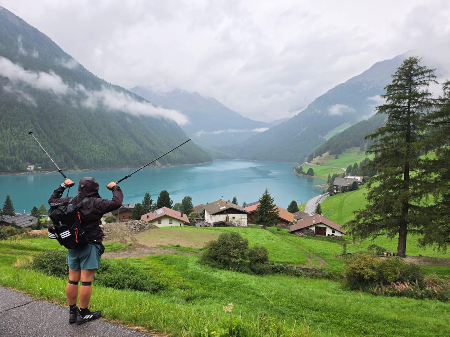 Customer photo review of Wanderstöcke Rugova Pro 3 faltbar & höhenverstellbar – Leicht & stabil