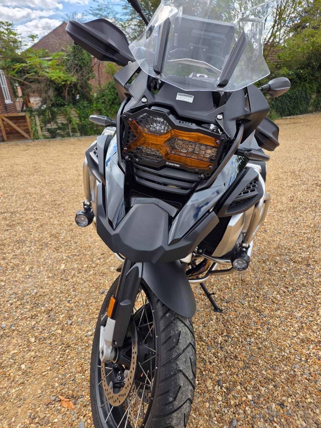 Customer photo review of Headlight Guard Kit BMW R1200/1250 GS / ADVENTURE LC (Liquid Cooled) - [Patent Pending]