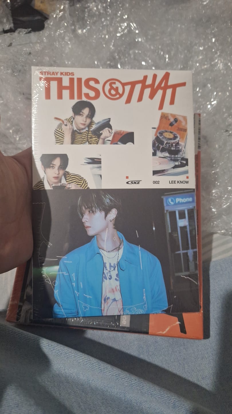 Customer photo review of STRAY KIDS - THIS & THAT 10TH MINI ALBUM & VER RANDOM