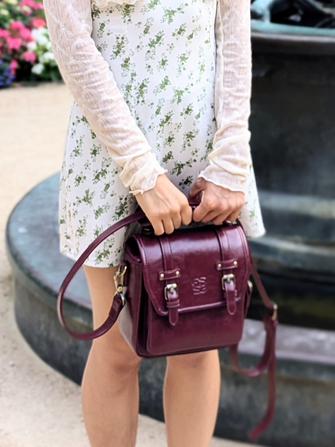 Customer photo review of Clara Vintage Shoulder Camera Bag