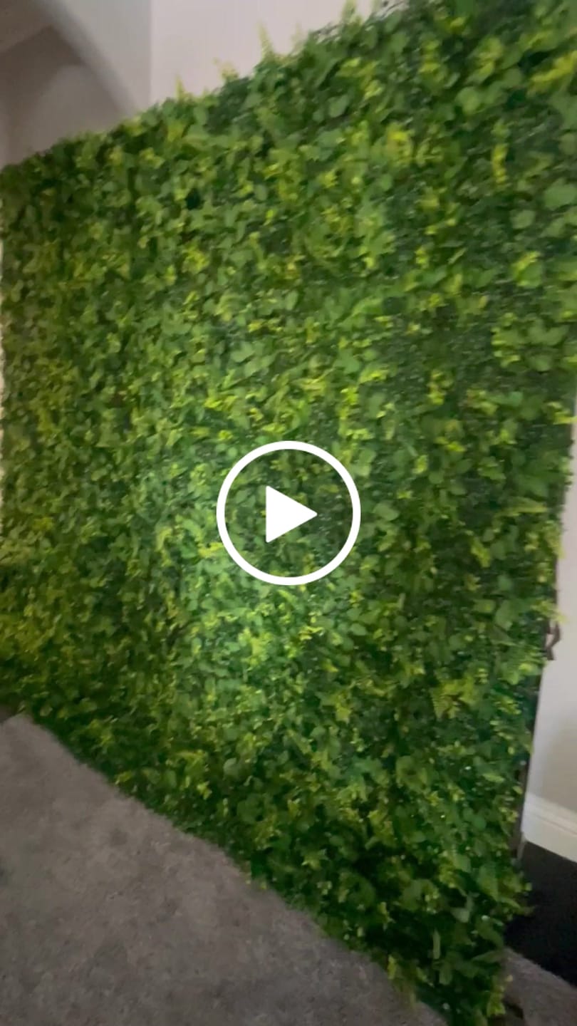 Customer video review of 8*8ft Artificial Grass Wall Backdrop ALFWL151-Perfect for Weddings, Parties & Event Decor