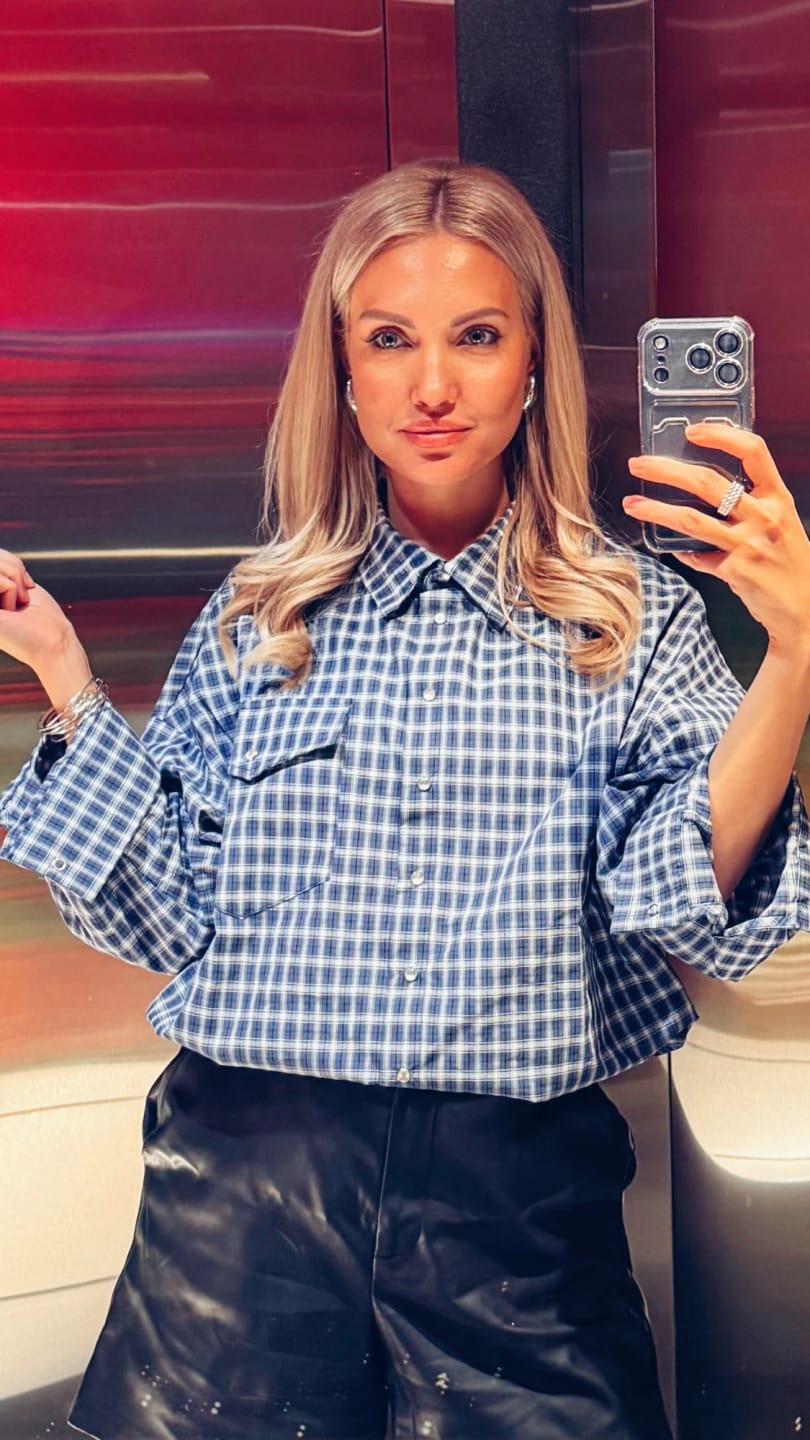 Customer photo review of Julia Vintage Plaid Long Sleeve Top