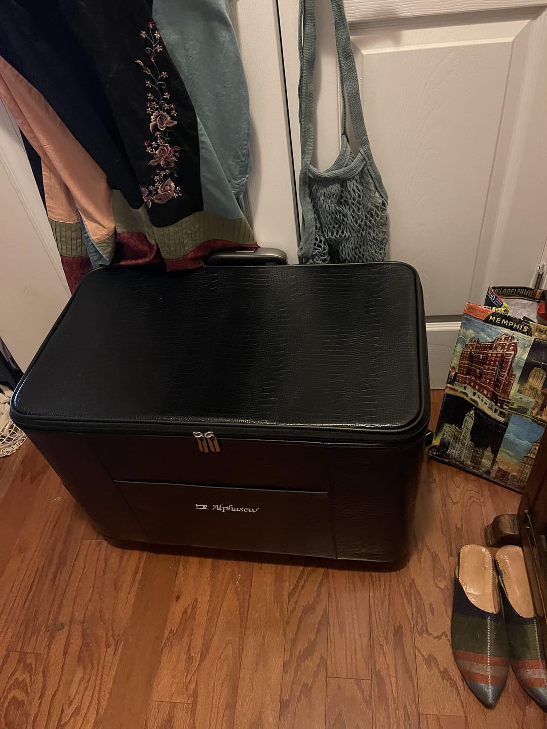 Customer photo review of 24in Wheeled Sewing Machine Hard Case - Black