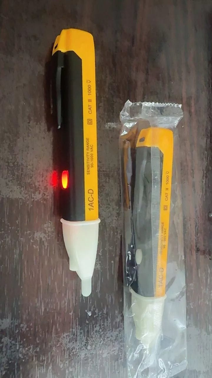 Customer photo review of ReVolt® Non-Contact Voltage Tester