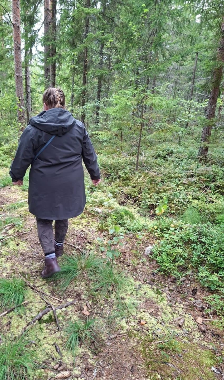 Customer photo review of Vaistoa Uoma 2 | Barefoot Trekking Boots