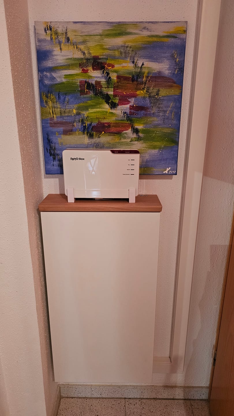 Customer photo review of Telefonschrank | Routerschrank LOLE HomeBase LP