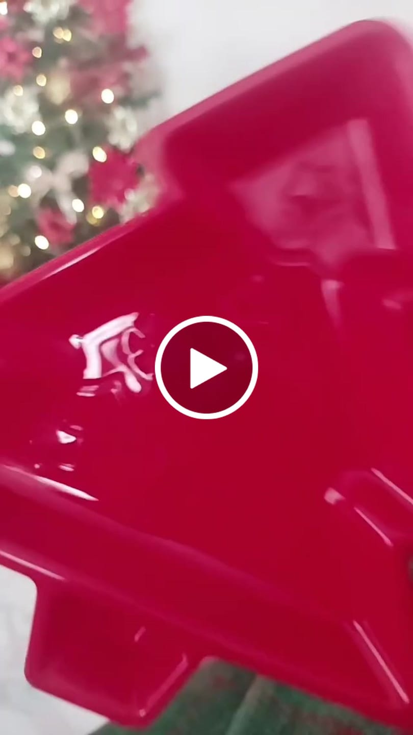 Customer video review of Kit 3 Pratos de Natal Decorativos Árvore