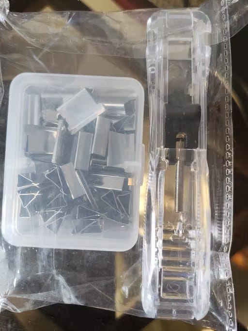 Customer photo review of ClipMate Portable Paper Clip Dispenser