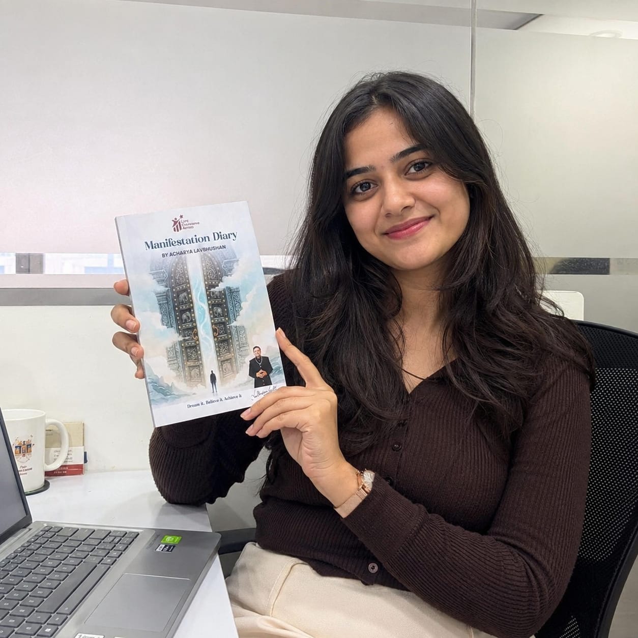 Customer photo review of Manifestation Diary