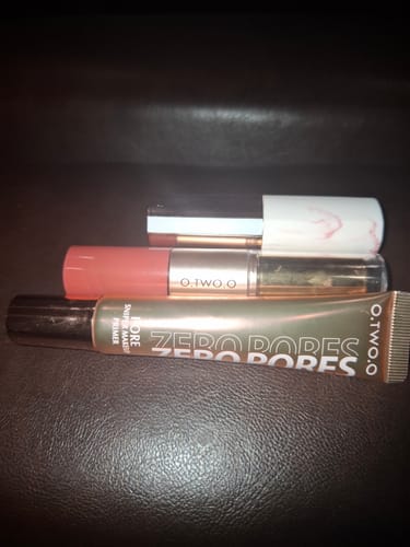 Customer photo review of O.TWO.O SKIN SECRET ZERO PORES PRIMER