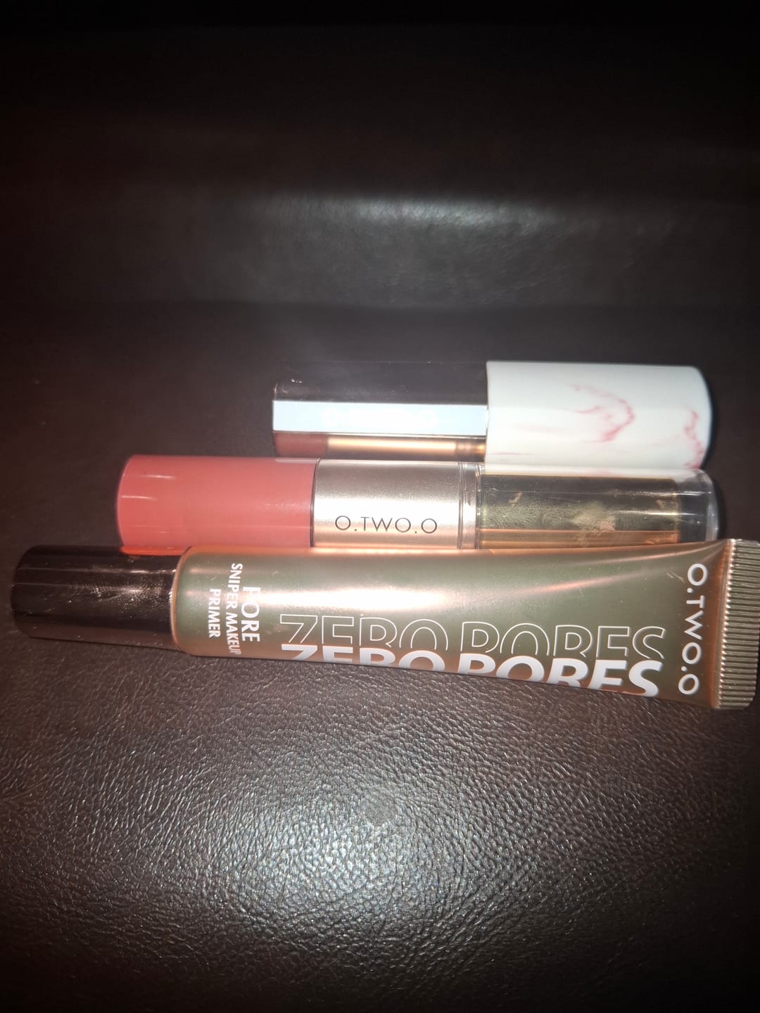 Customer photo review of O.TWO.O SKIN SECRET ZERO PORES PRIMER