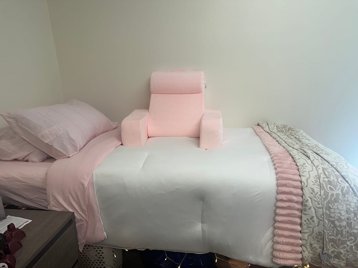 Customer photo review of MarshMellow Comforter