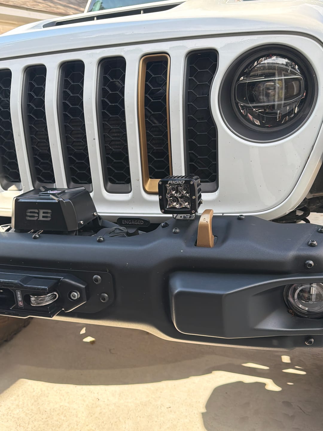 Customer photo review of Grille Inserts Color Matched fits 18-23 Wrangler JL Gladiator JT *Discontinued