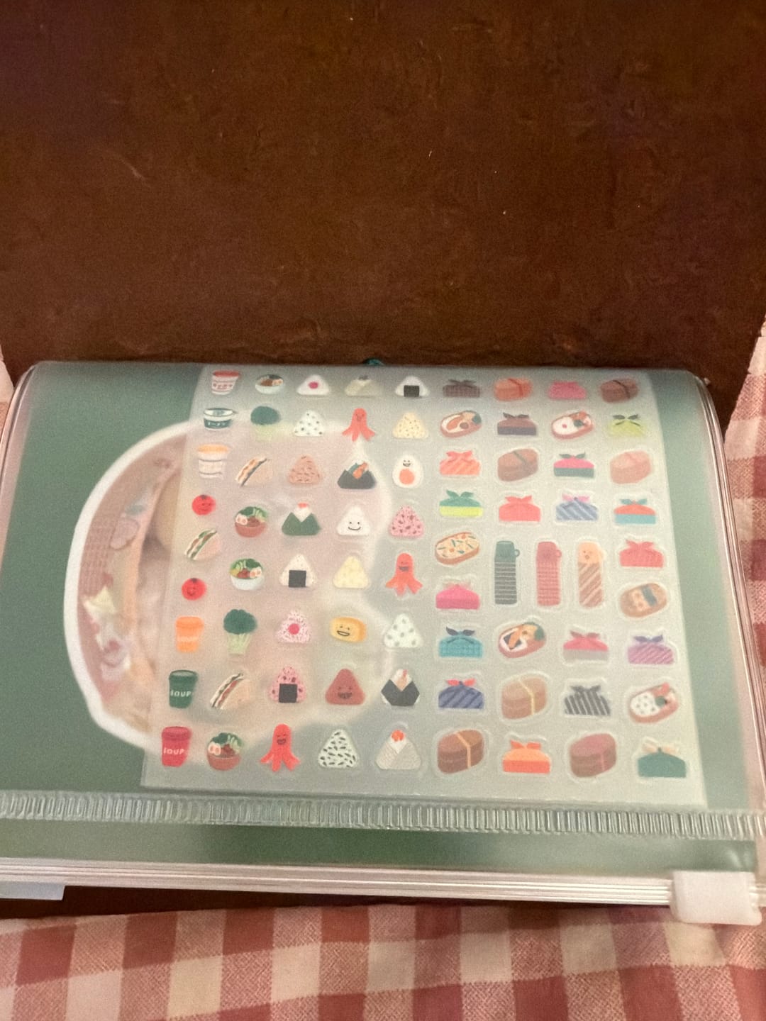 Customer photo review of Midori Sticker Achievement Lunch Box