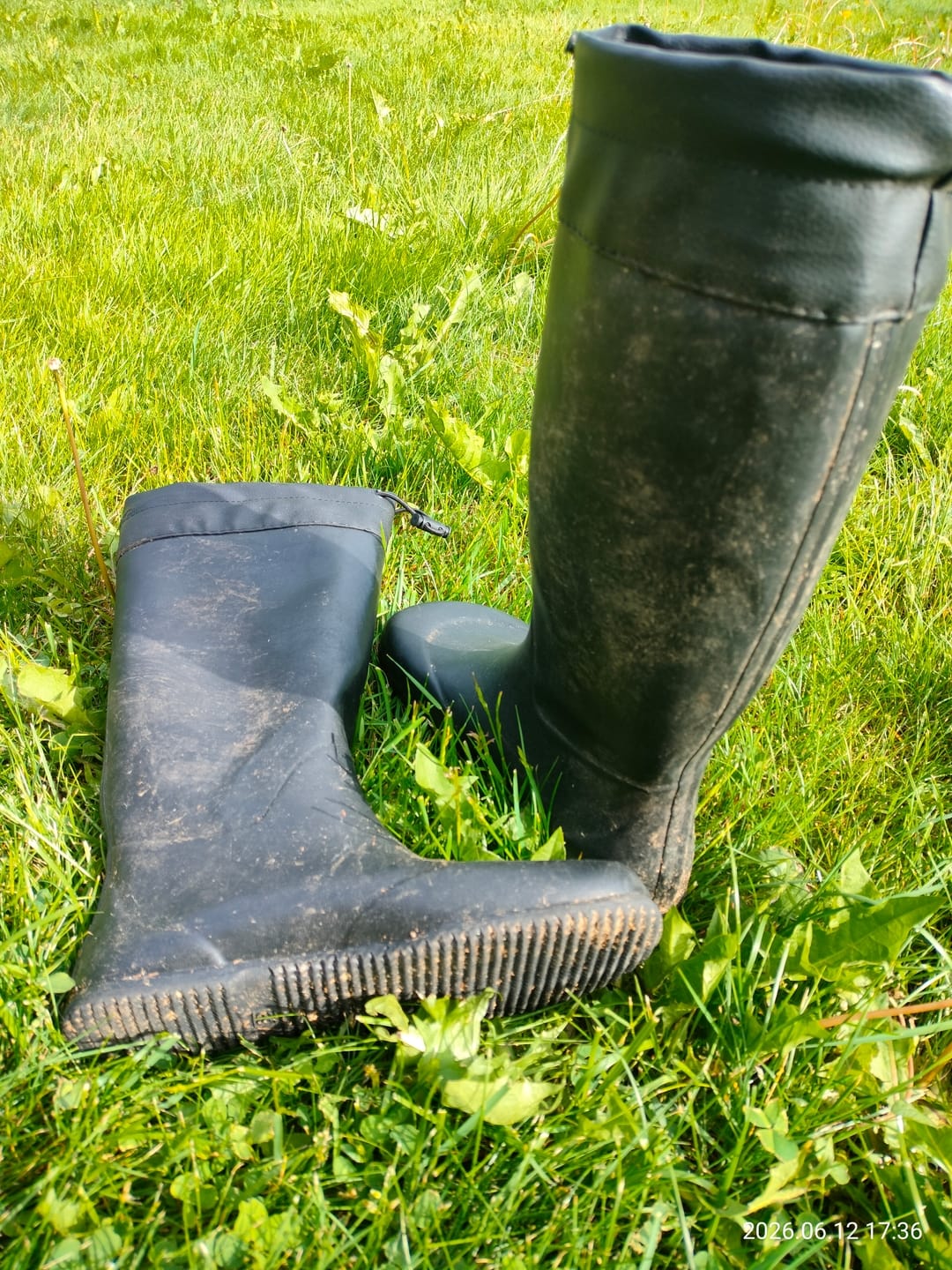Customer photo review of Vaistoa Katve 2 | Rubber Barefoot Rain Boots