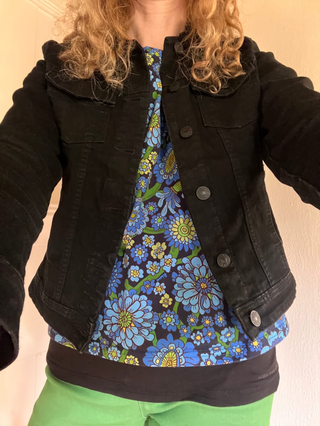 Customer photo review of T-shirt Delaila Blå | Rino
