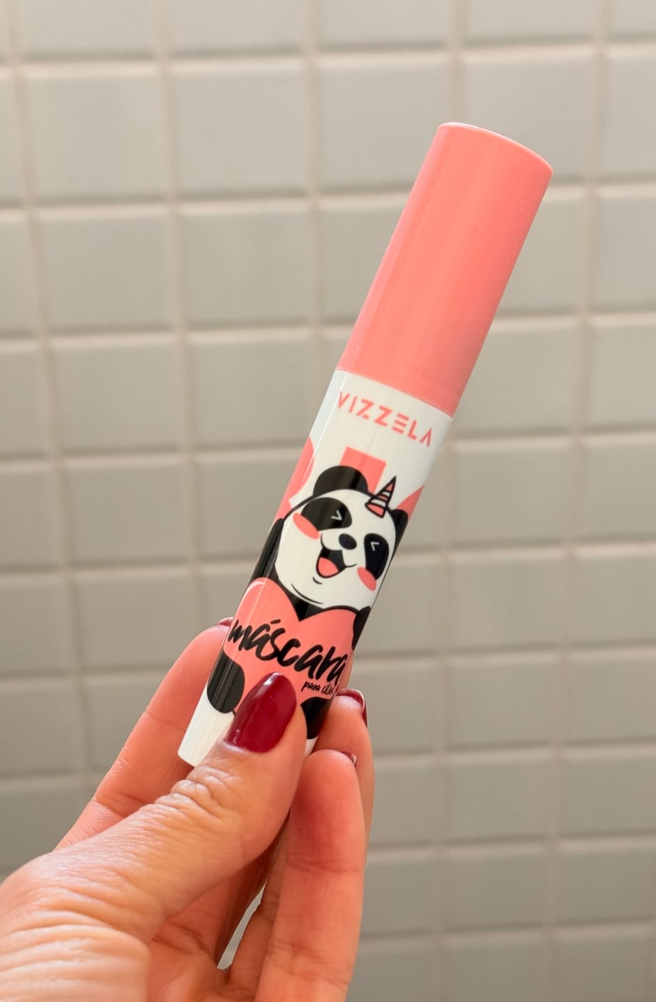 Customer photo review of Máscara Para Cílios Big No Panda Vizzela - Preta