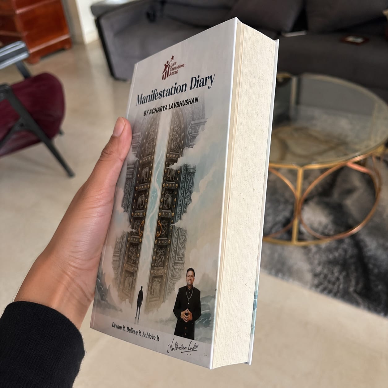 Customer photo review of Manifestation Diary