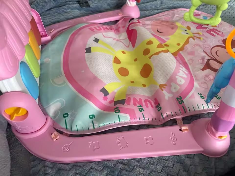Customer photo review of Babygym mit Klaviermatte SoundSteps | Musikmatte Motorik Entwicklung Krabbeldecke