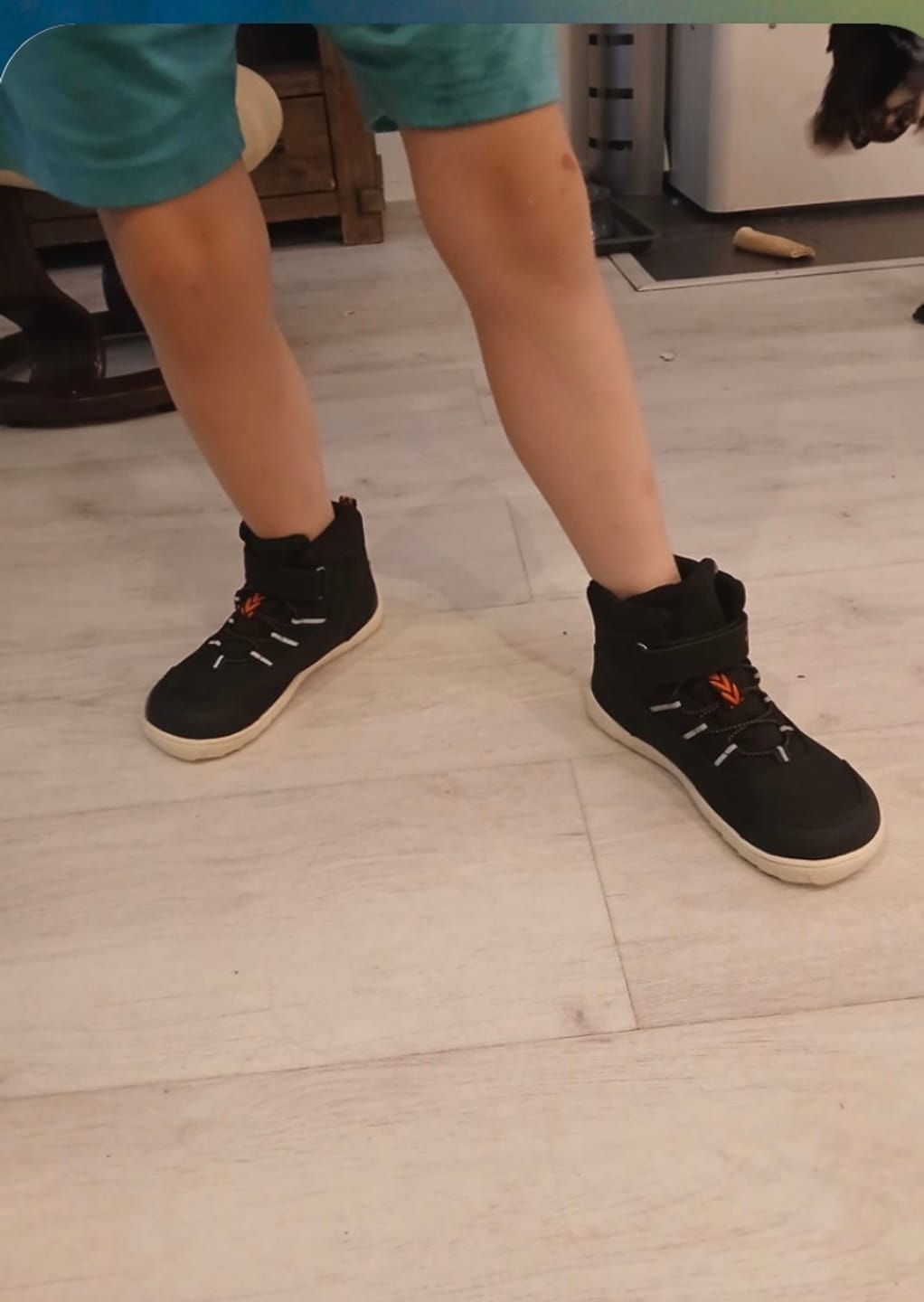 Customer photo review of Vaistoa Kaste Kids | Waterproof Barefoot Sneakers