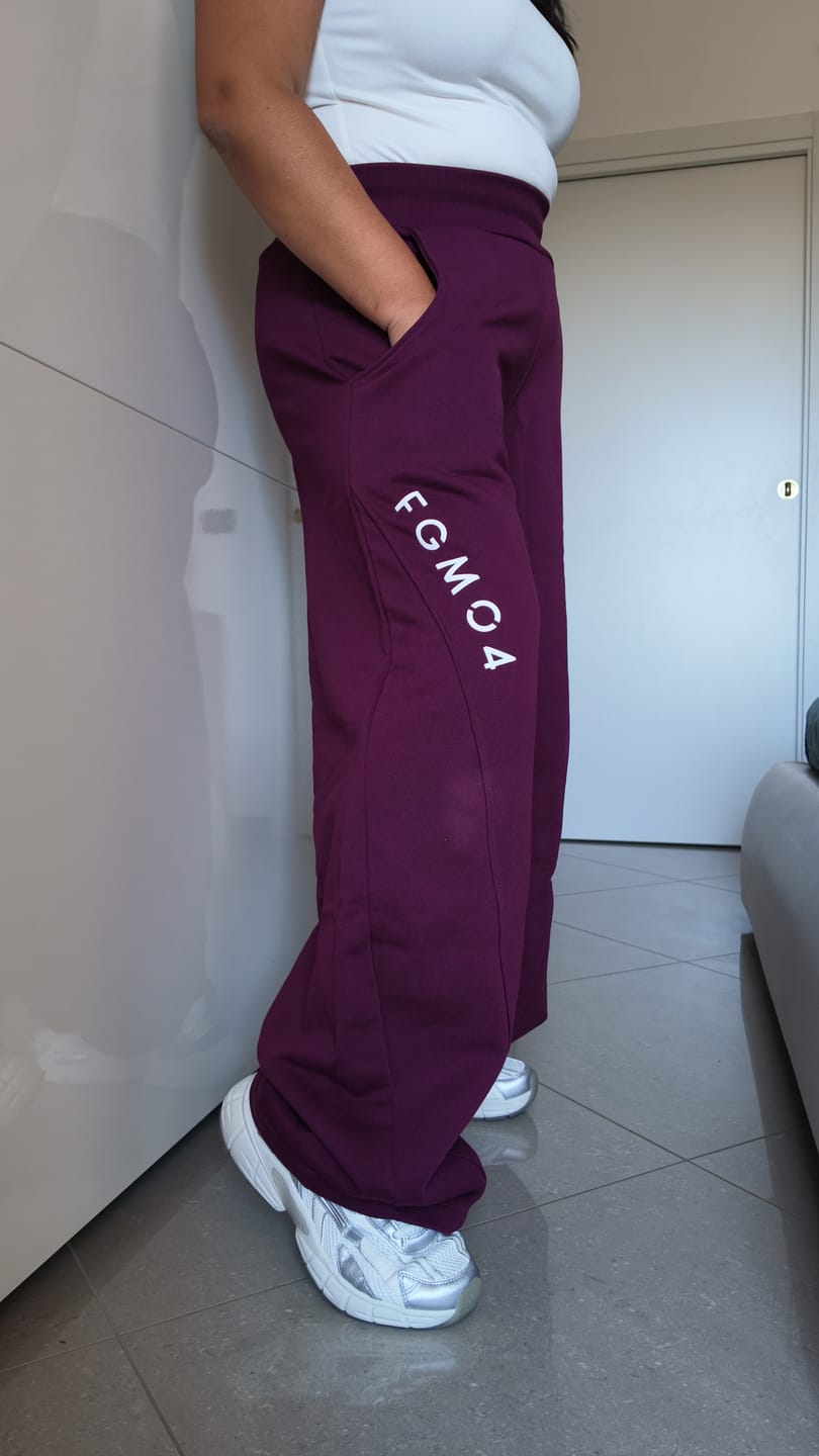Customer photo review of Pantalone Baggy Ikonic Dark Purple