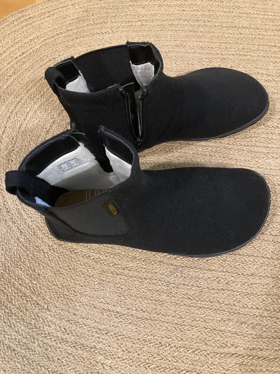 Customer photo review of Vaistoa Sulo | Winter Barefoot Chelsea Boots