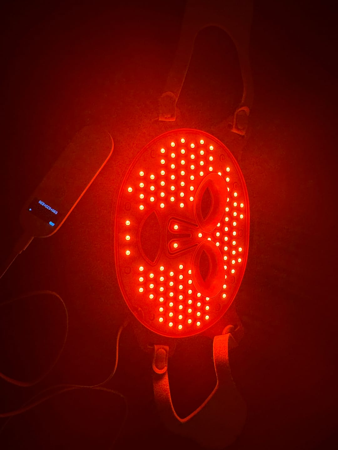 Customer photo review of Koanna® MultiGlo™ LED Lichttherapie-Maske