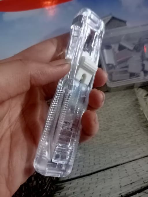 Customer photo review of ClipMate Portable Paper Clip Dispenser