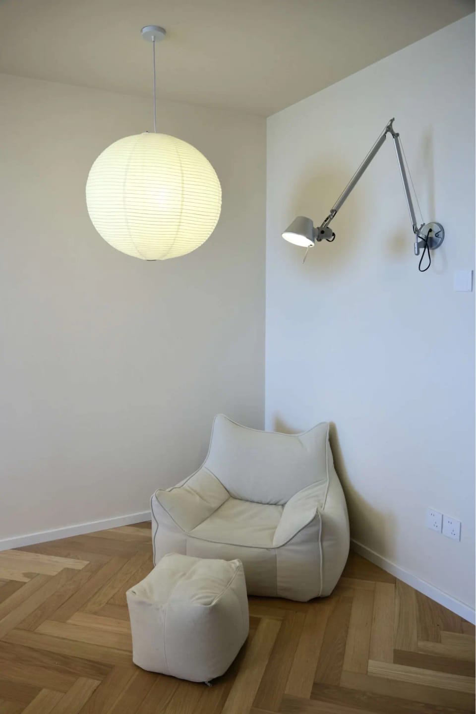 Customer photo review of Japanese Noguchi Style Rice Paper Pendant