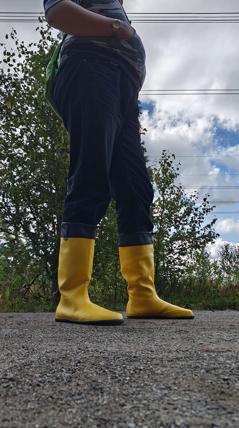 Customer photo review of Vaistoa Katve 2 | Rubber Barefoot Rain Boots