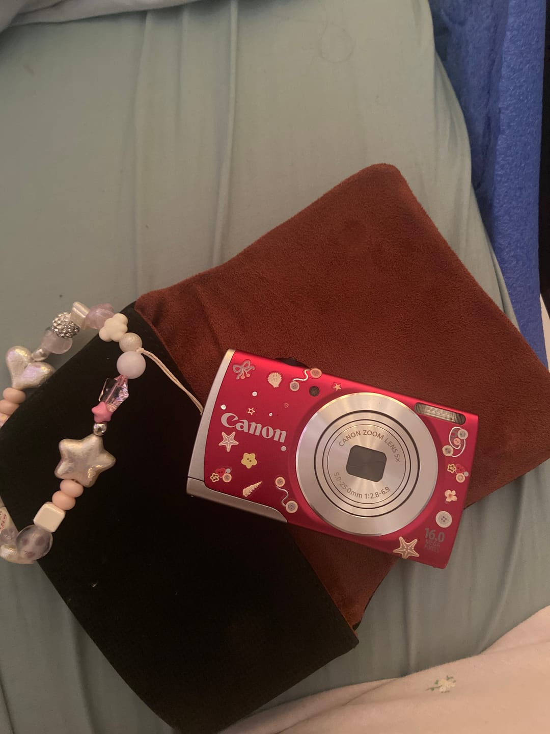 Customer photo review of CANON POWERSHOT A2500 IS [RED]