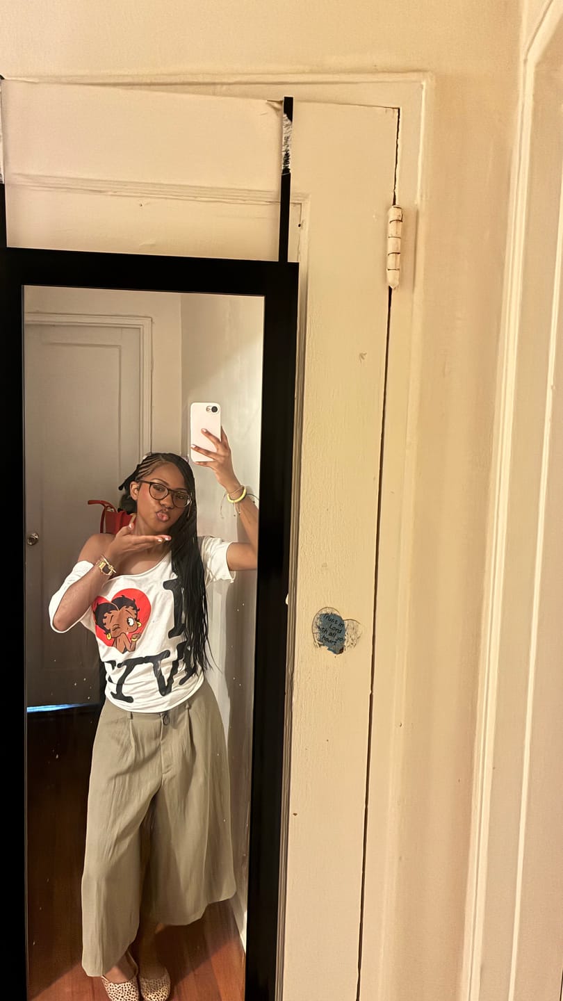 Customer photo review of I <3 NY OFF SHOULDER TEE