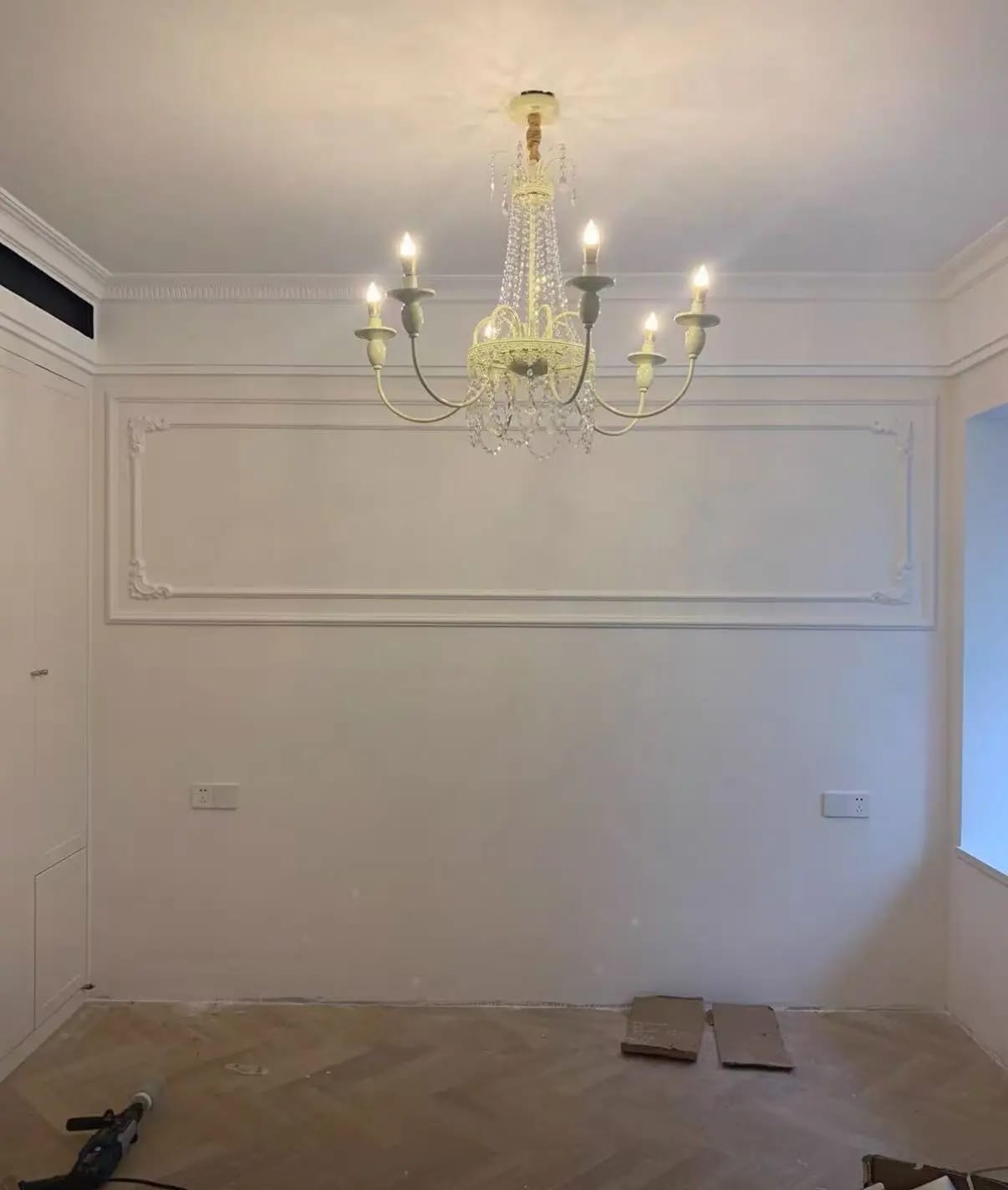 Customer photo review of Modern 6-Light Crystal Chandelier White