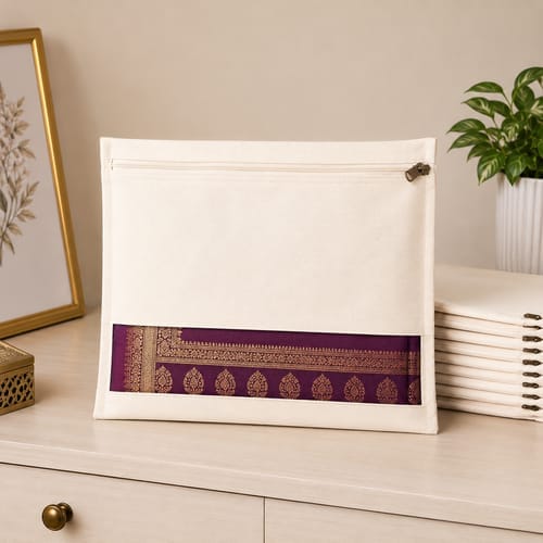 Customer photo review of Wrapzy 100% Cotton Saree Cover with Zip