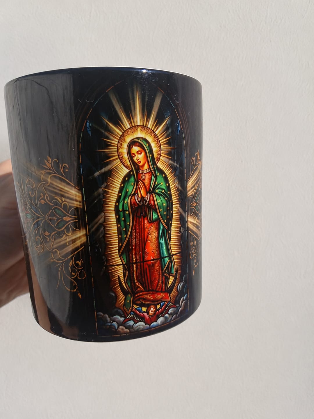 Customer photo review of Taza reveladora Virgen de Guadalupe