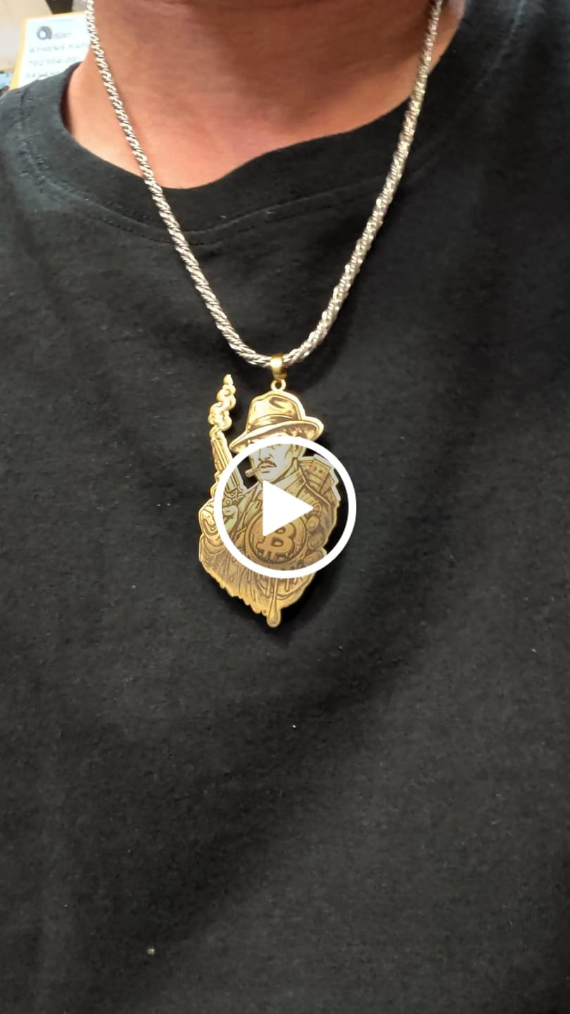 Customer video review of Custom Photo Engraved Pendant Necklace