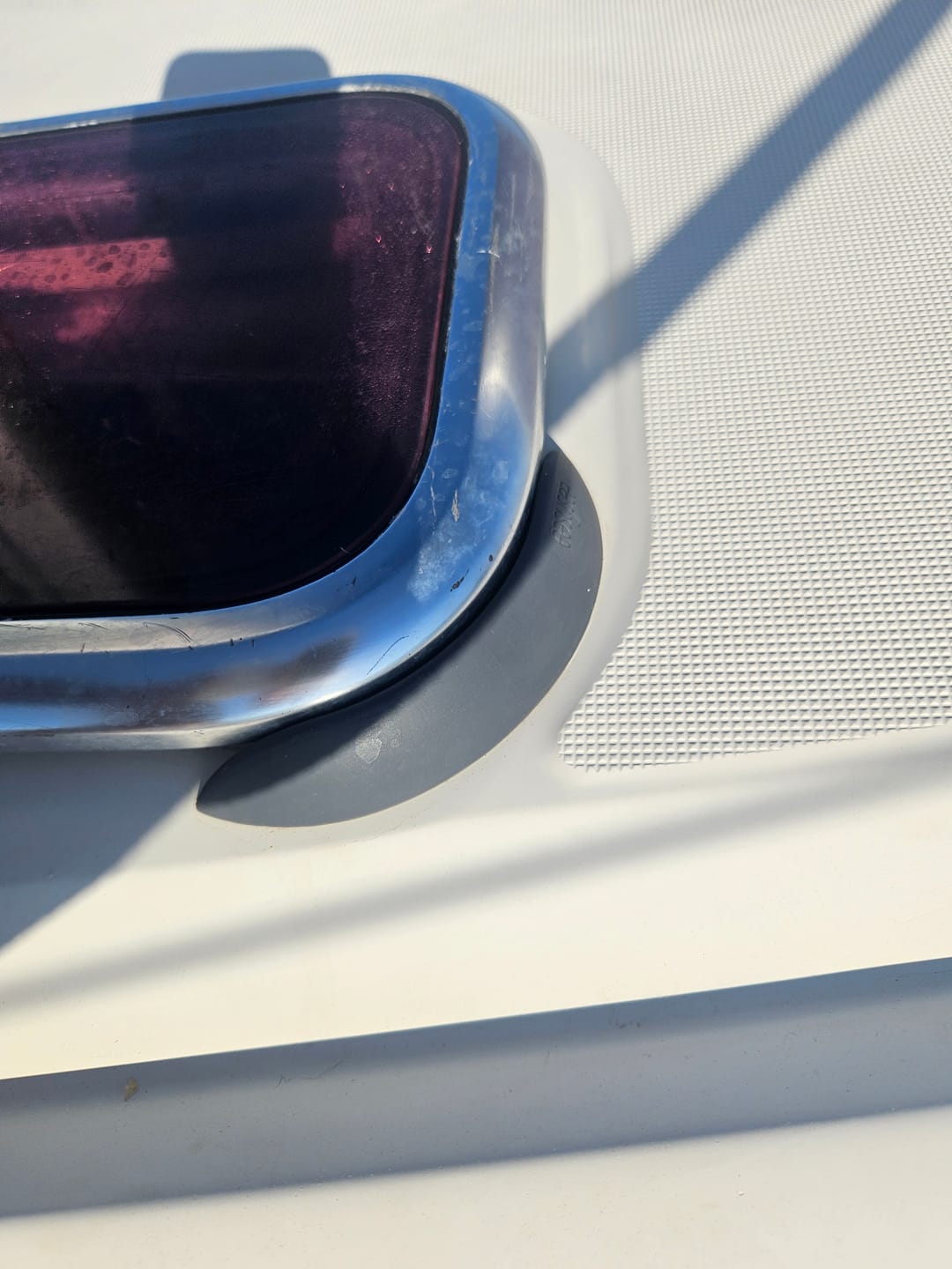 Customer photo review of Rope Deflector – Porthole Fairlead Protection System