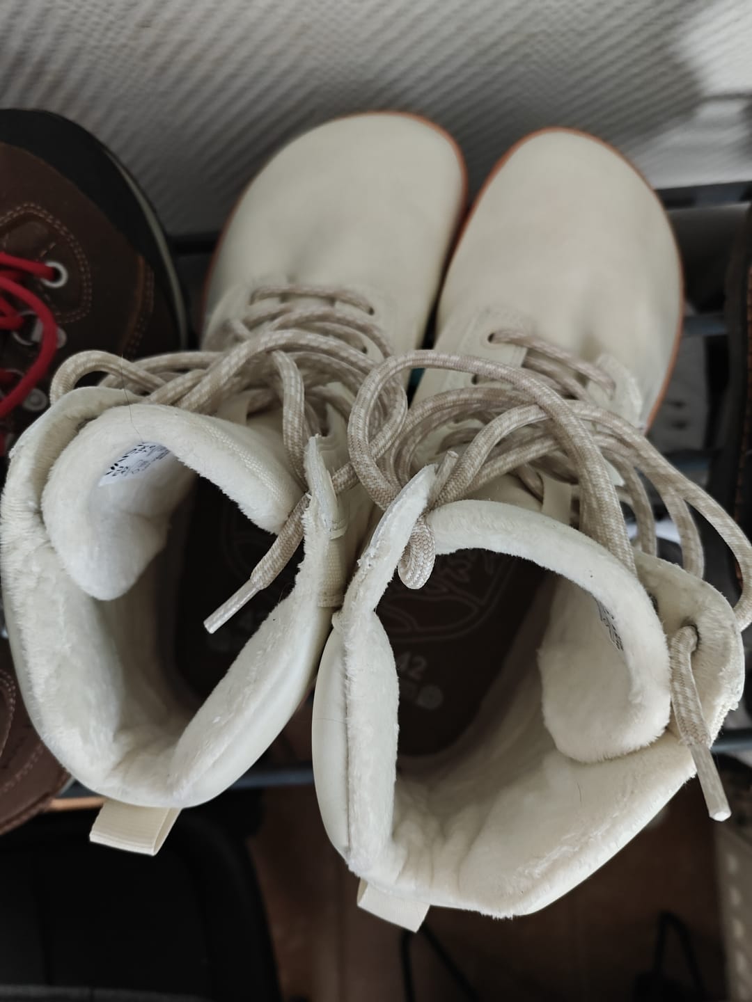 Customer photo review of Vaistoa Hurmos 2 | Casual Winter Barefoot Boots