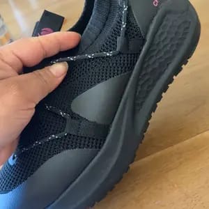 Customer photo review of Women's Slip-On Knit Safety Work Shoes(3 Colors)