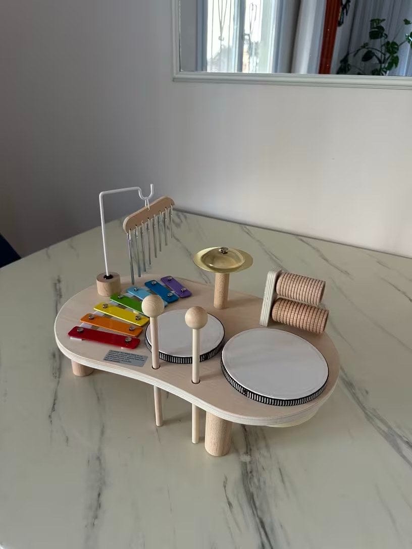 Customer photo review of Playbino Holz Musiktisch Kinder | Xylophon Trommel Becken 5 Instrumente ab 1 Jahr