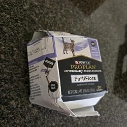 Customer photo review of Purina Pro Plan FortiFlora Cat Probiotic – 30 Sachets for Digestive Support