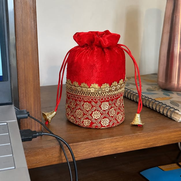 Customer photo review of Laxmi Potli