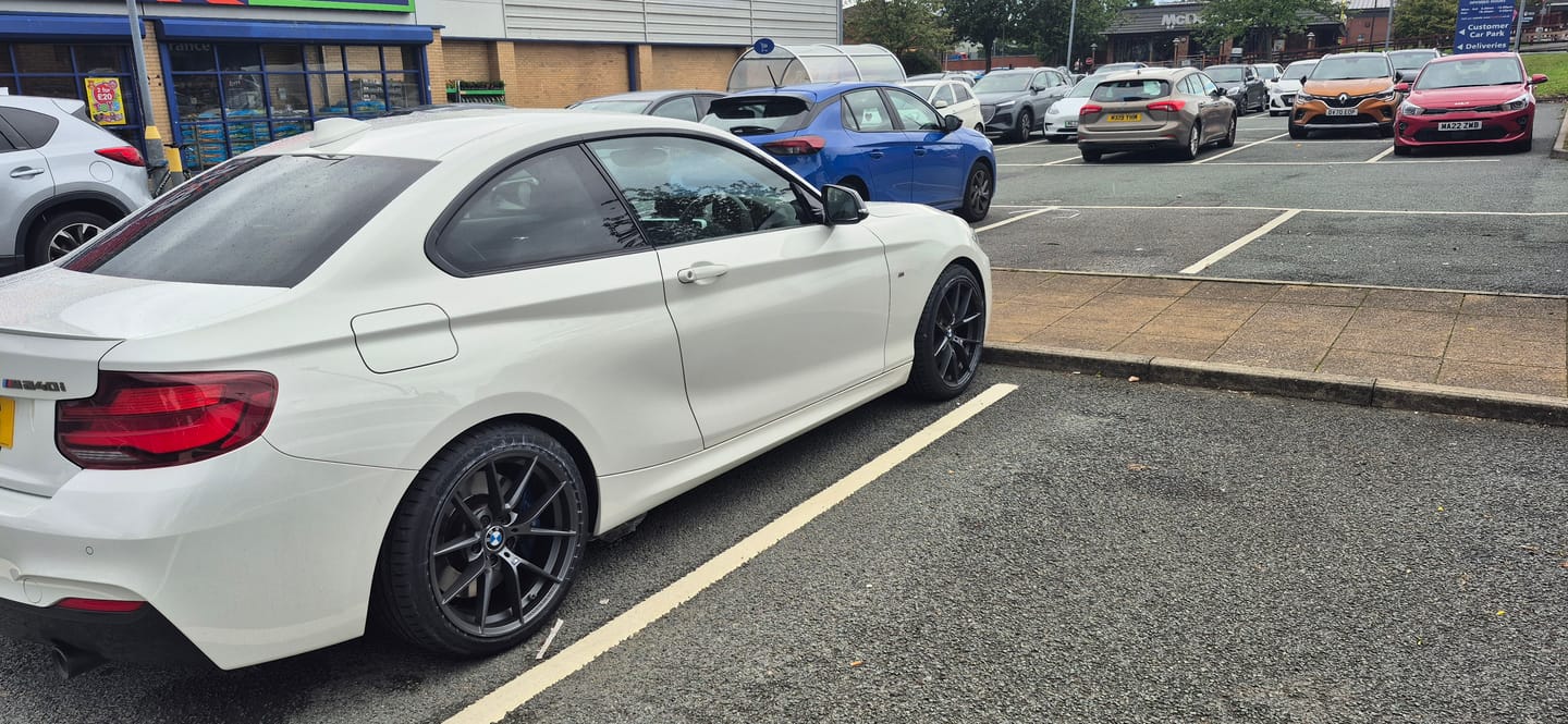 Customer photo review of 763m Gunmetal Grey 18” Alloys