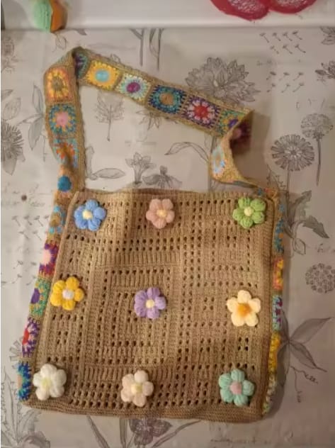 Customer photo review of Bolso artesanal crochet