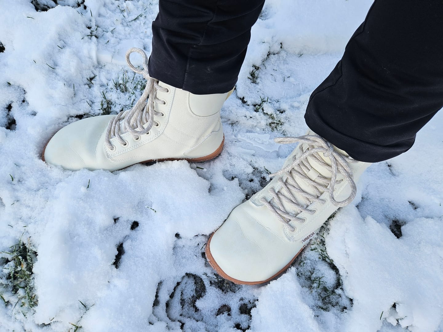 Customer photo review of Vaistoa Hurmos 2 | Casual Winter Barefoot Boots