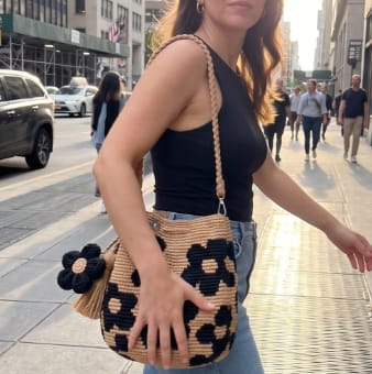 Customer photo review of Bolso de Ganchillo Hecho a Mano