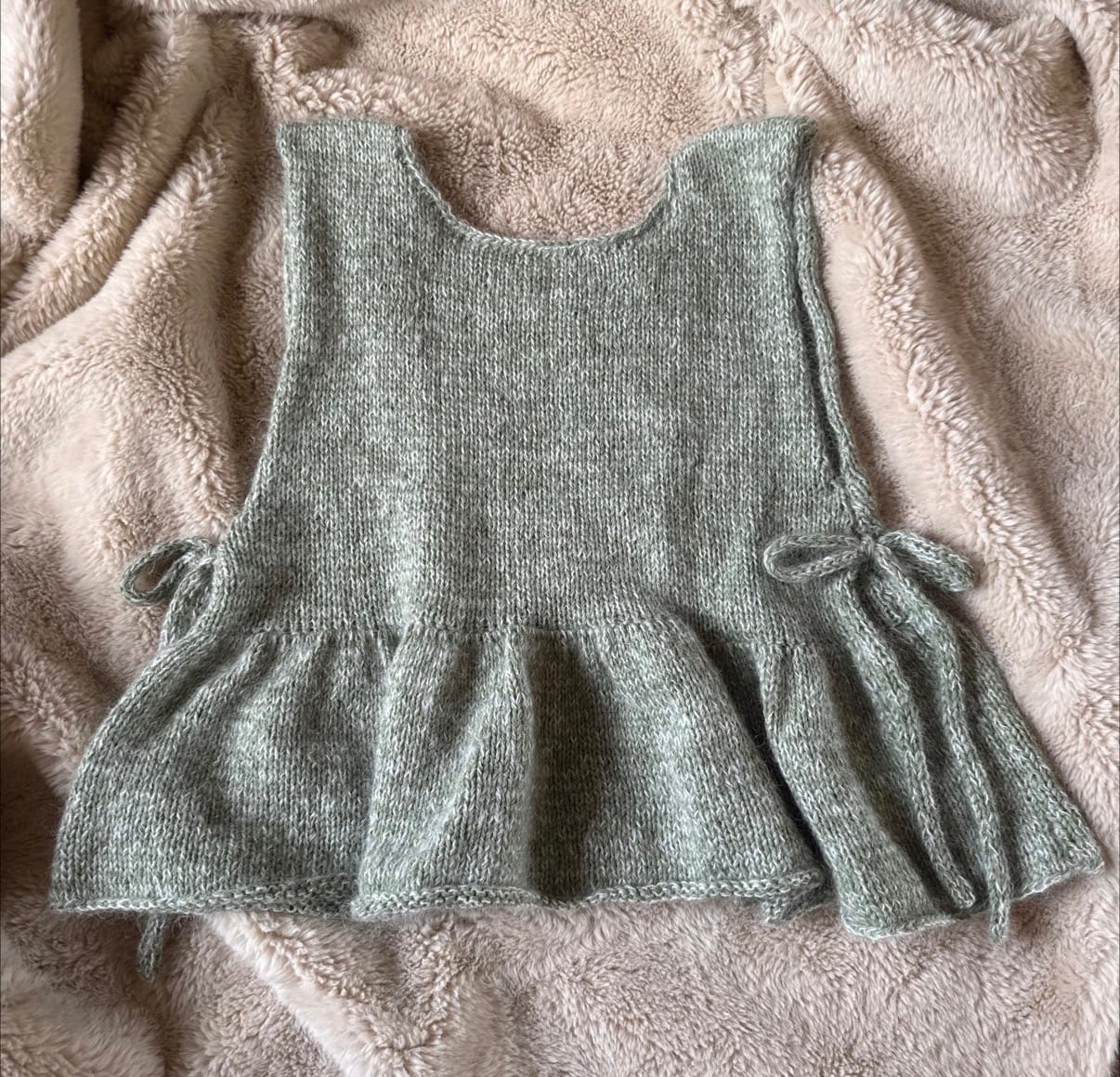 Customer photo review of DROPS Belle