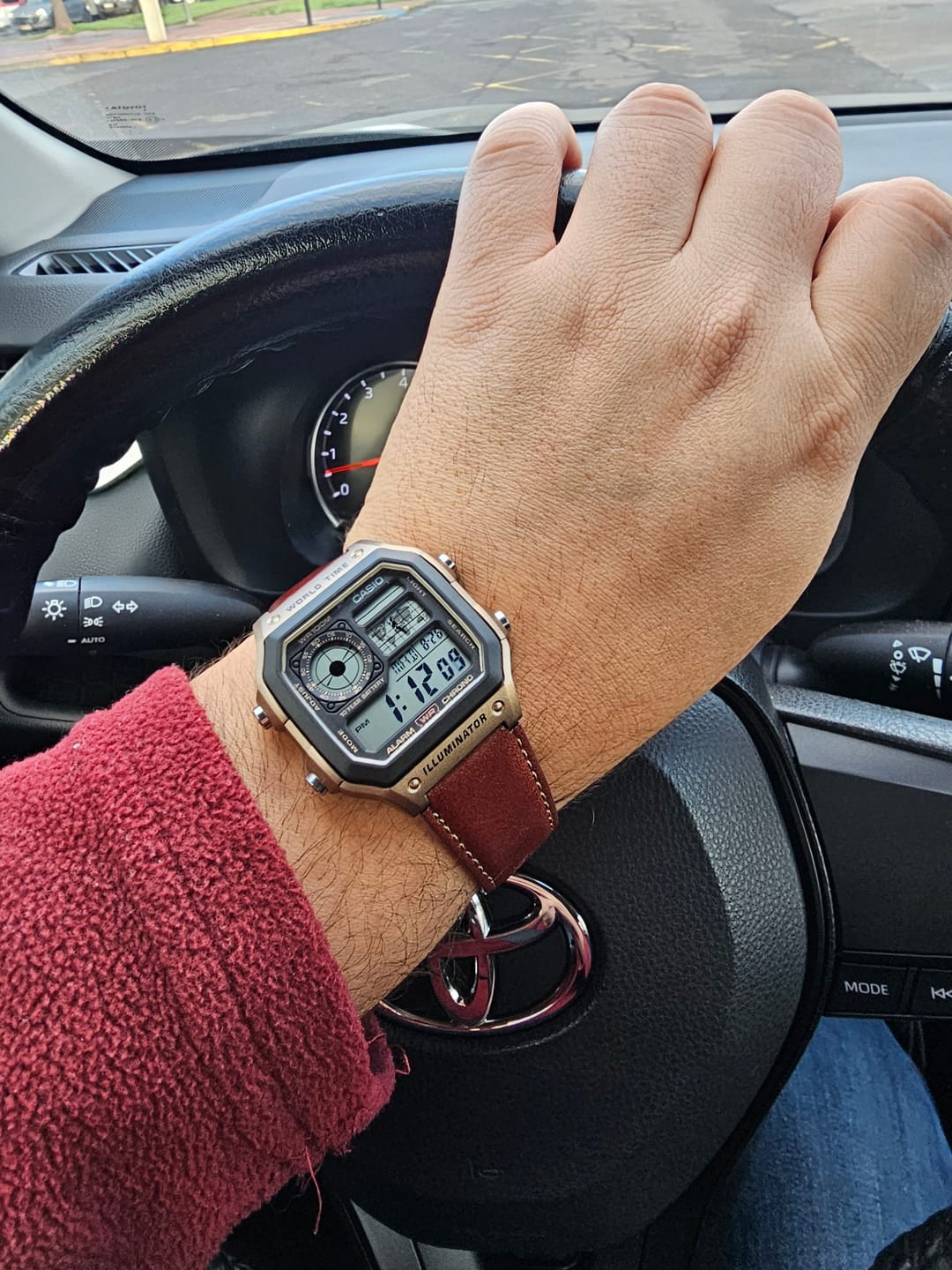 Customer photo review of Reloj World Time Royale Casio Vintage AE-1200WHL-5AV Correa de Cuero